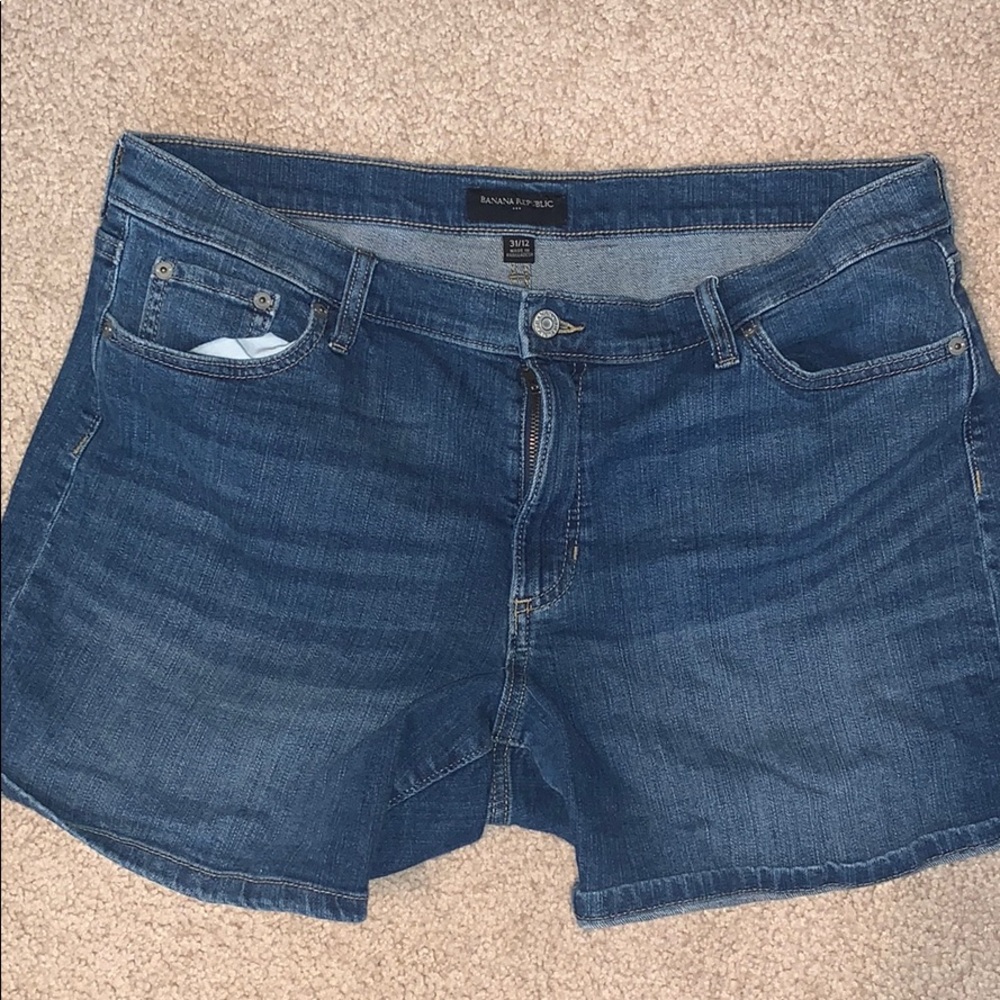 Women’s Banana Republic Jean Shorts
